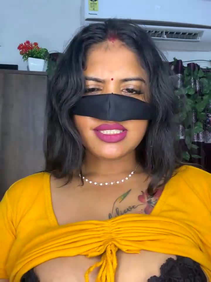 V-Hot-Sweti